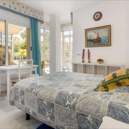 Puerto Marina 2 Bedrooms With Panoramic Sew View